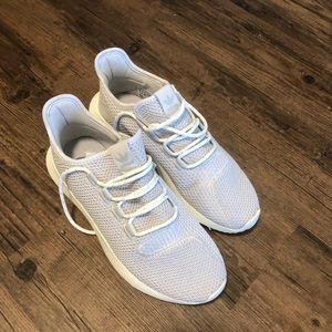 NWT Adidas tubular shadow shoes Size 7
